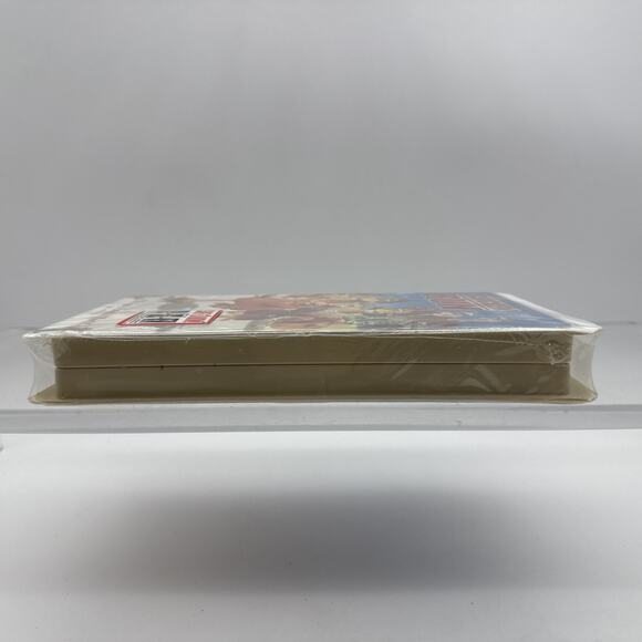 New Sealed! Chicken Run VHS 2000 Video Tape DreamWorks Original Movie Clamshell - Picture 6 of 9